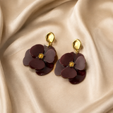 Boucles d'Oreille Emma – Fleur en Résine Puce Dorée – Acier Inoxydable 316L